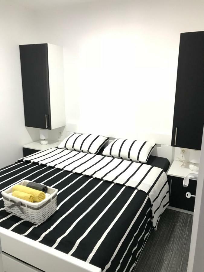 Holiday Home Orsag Drage Buitenkant foto