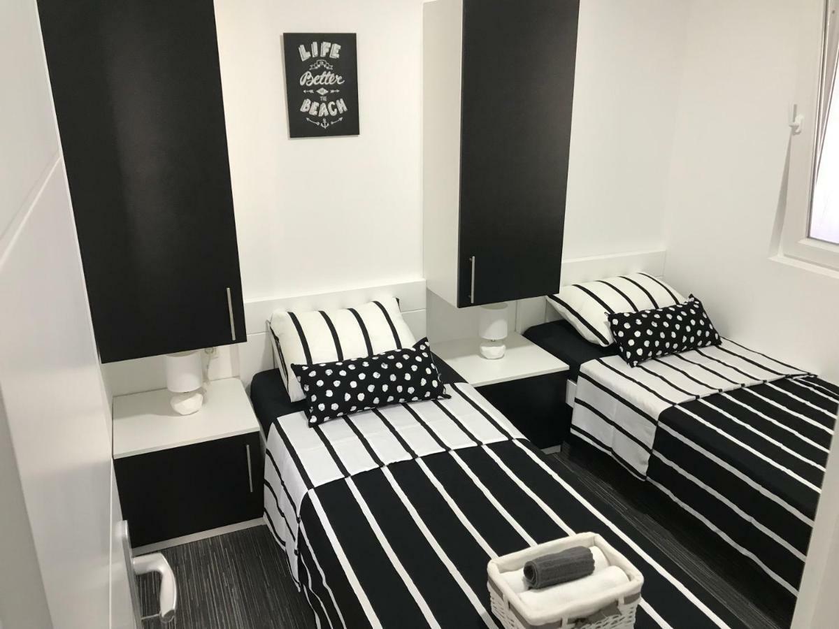Holiday Home Orsag Drage Buitenkant foto