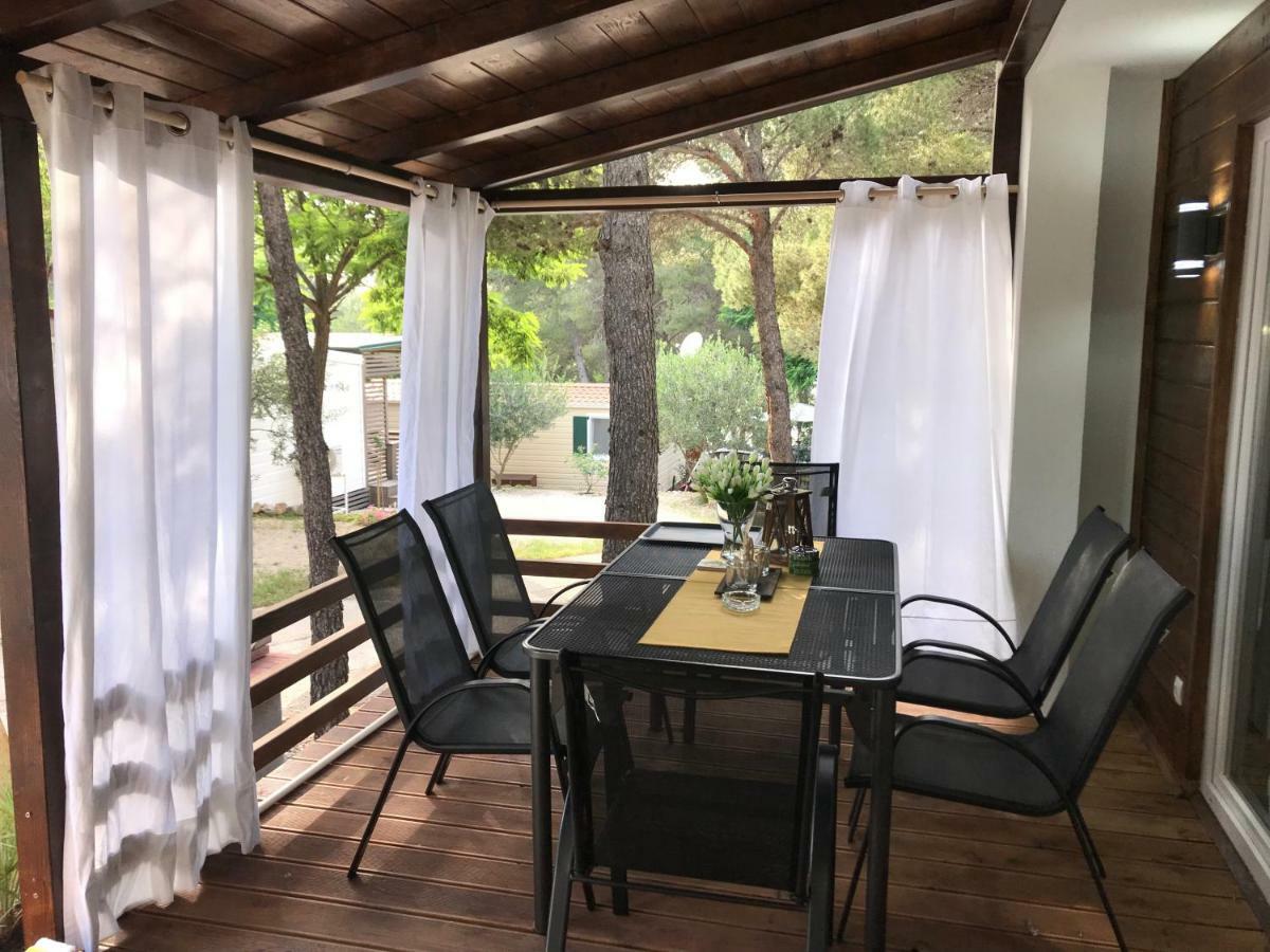 Holiday Home Orsag Drage Buitenkant foto
